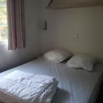 Le Moulin D'onclaire Et D'hotes Bed & Breakfast
