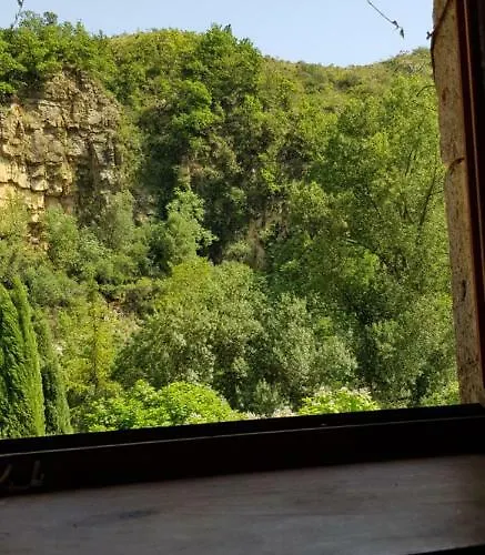 Le Moulin D'onclaire Et D'hotes Bed & Breakfast 3*